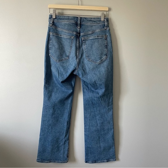 Madewell Curvy Kick Out Crop Jeans in medium blue wash size 28 - Picture 9 of 16